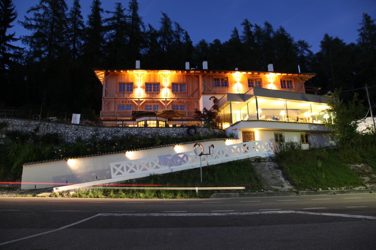 Hotel Alle Ciaspole Fondo Ngoại thất bức ảnh
